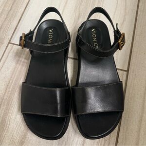 Women’s Vionic Jamie Lug Sandals size 7.5